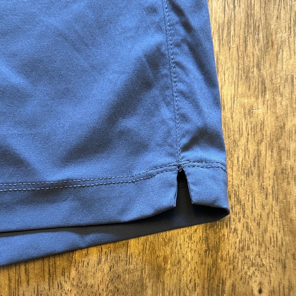 Columbia Women's Gray Cargo Shorts - Picture 4 of 8
